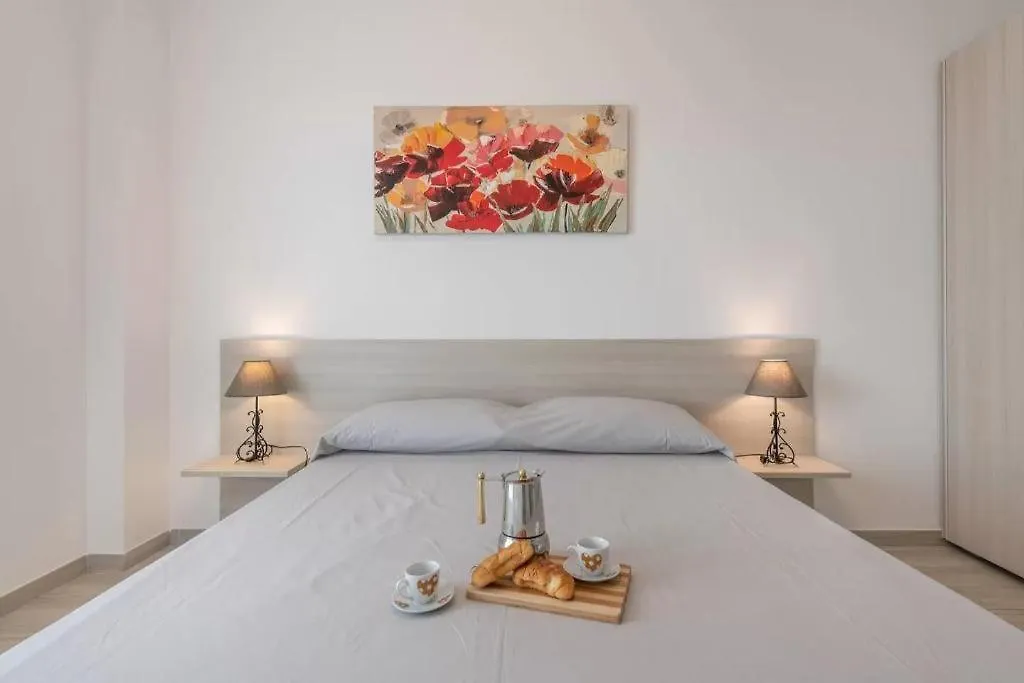 Trilo Agostino 1 Apartment Alghero 0*,